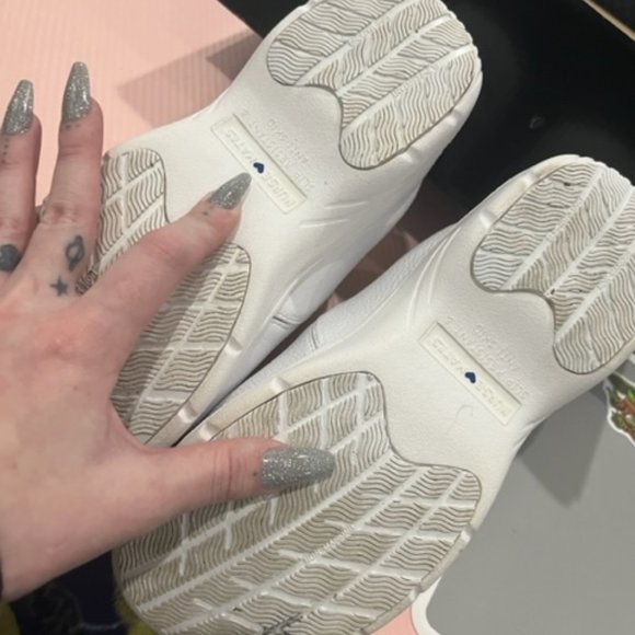 6W NurseMates White Dove Clog - Picture 5 of 7